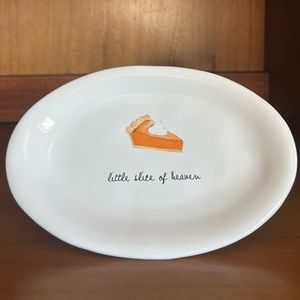 Rae Dunn - Thanksguving - Little Slice of Heaven - Pumpkin Oval Plate